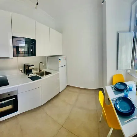 Studio In Lisbon City Centre, Next To Attractions * Lissabon